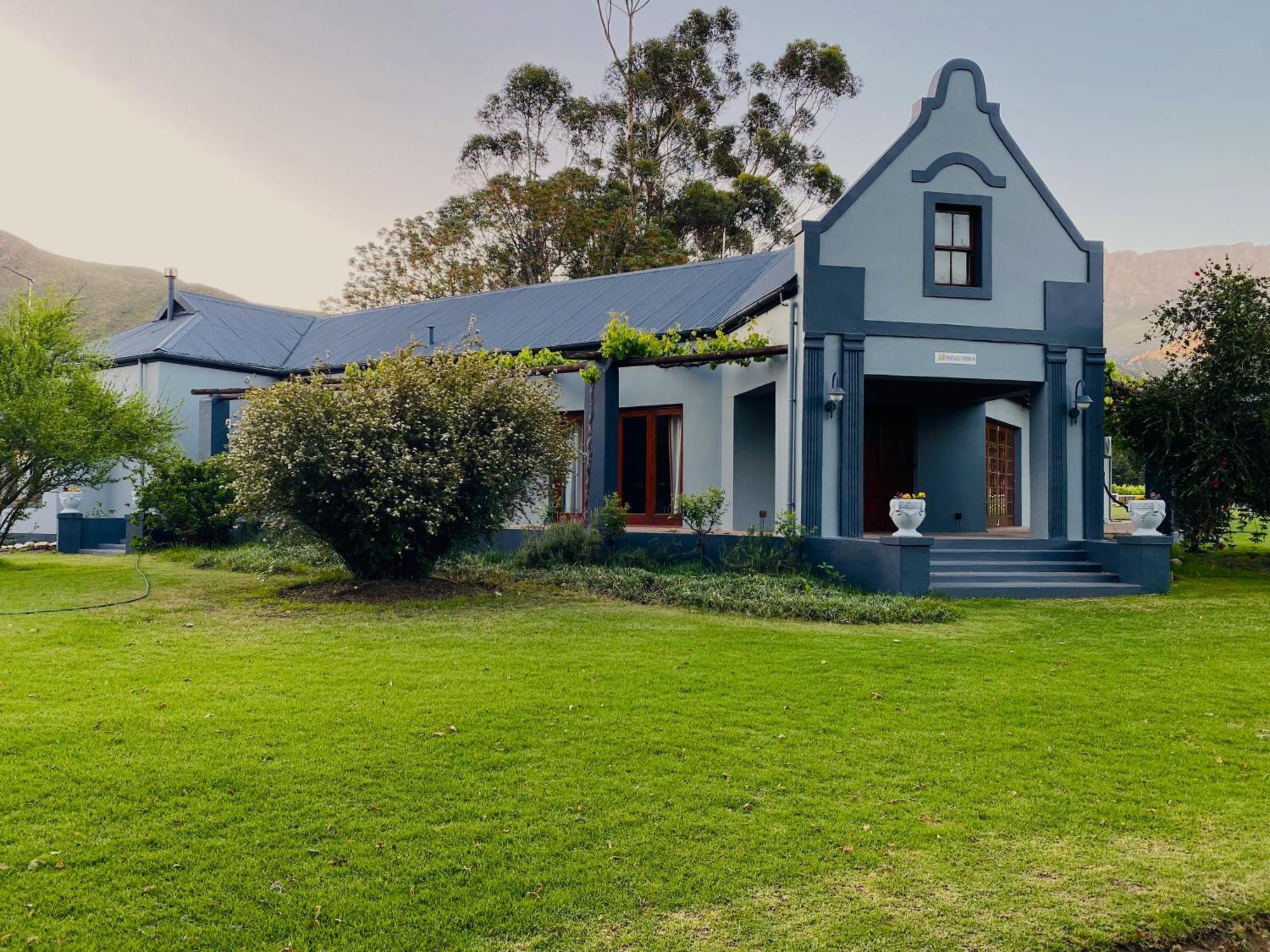 Отель Oaksrest Vineyards Guest Farm Ледисмит Экстерьер фото